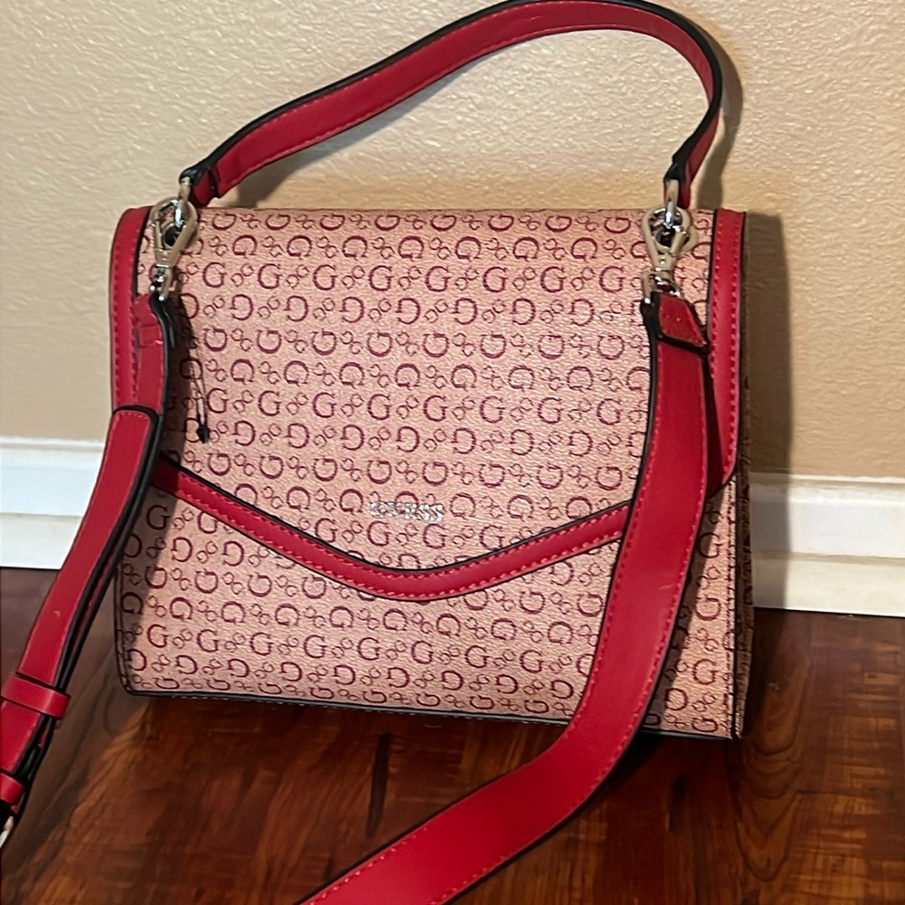 NWT Guess purse